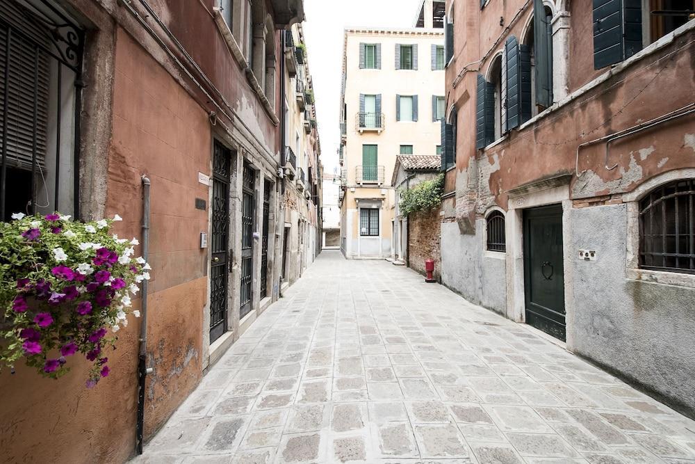 Da Bruno Homes Apartment Venice